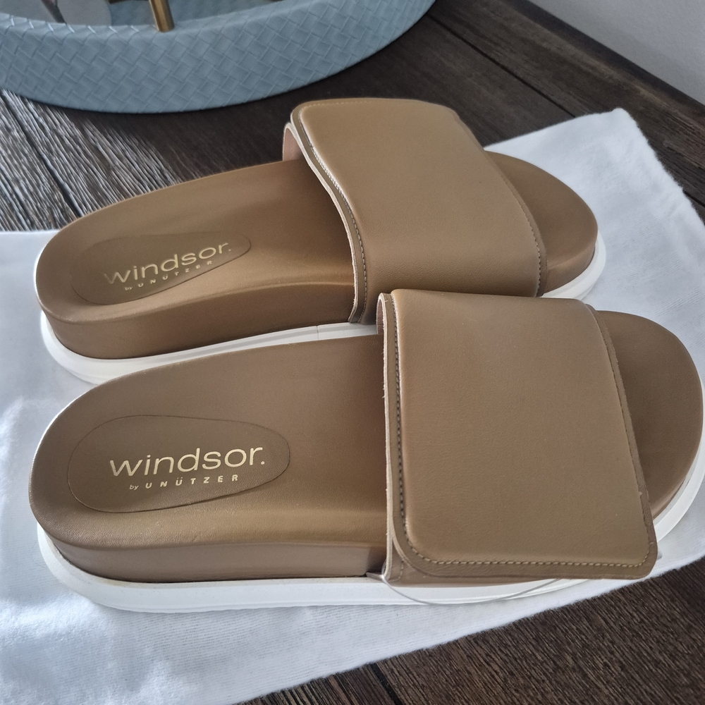 Unützer Venice Windsor Women's Tan Slide Sandals